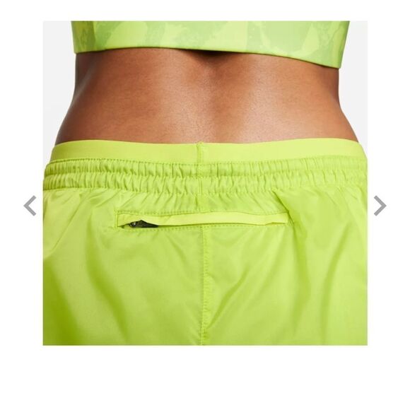 Nike Women's Icon Clash Tempo Luxe Mid-Rise Running Shorts  Sz S - Picture 9 of 10